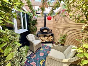 Photo 32- click for photo gallery